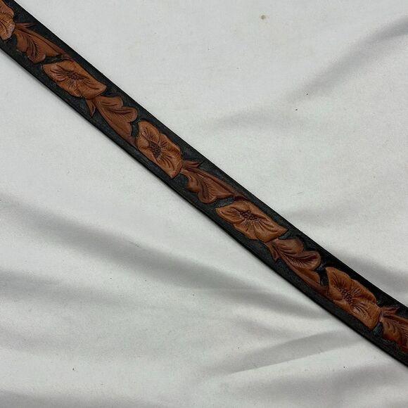 Black & Brown Floral Leather K & L Belt - Picture 3 of 5
